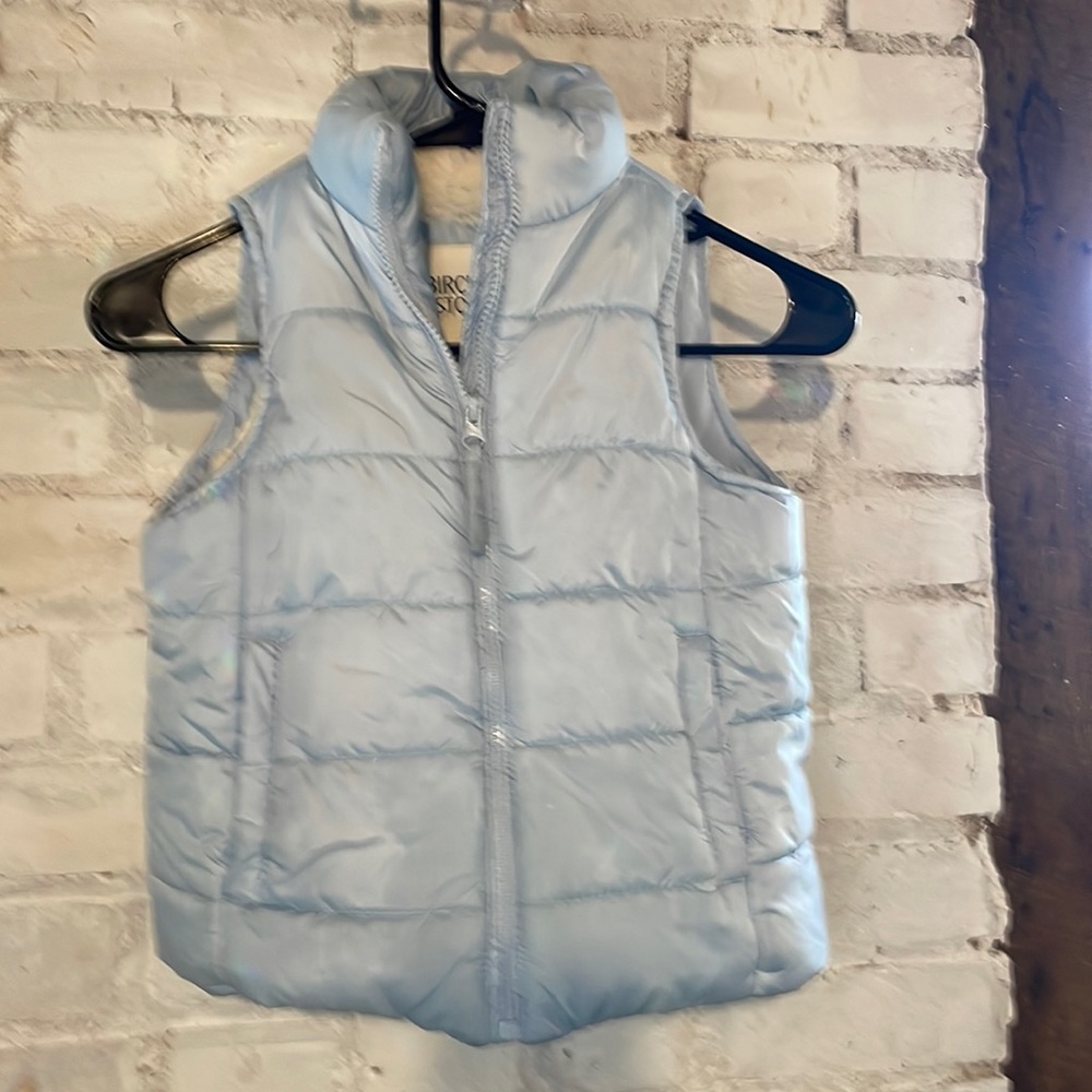 Birch & Stone puffer vest girls size S 7 light blue - so cute!